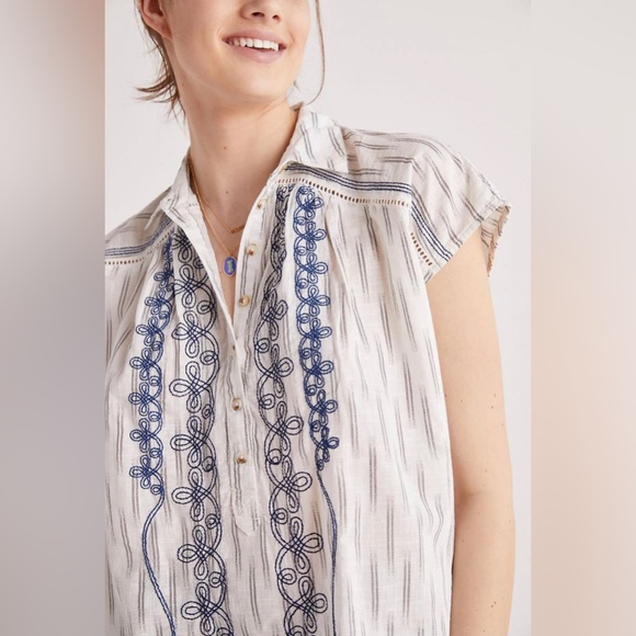 Pilcro Embroidered Surf Blouse BLUE MOTIF Large NWT - Picture 2 of 10